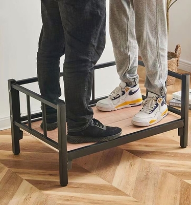 Cama elevada portátil para animais de estimação com estrutura de aço dobrável e conforto ao ar livre