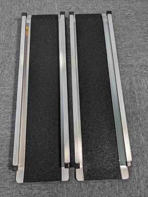 2-8ft Alumínio de cadeira de rodas rampa antiderrapante rampa dobrável para porta rampa portátil