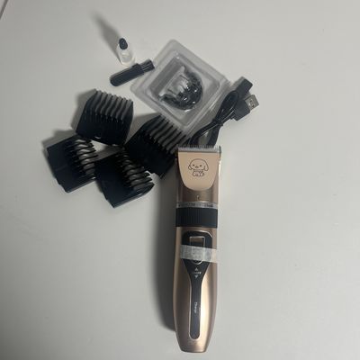 Máquina de cortar cabelo elétrica para animais de estimação