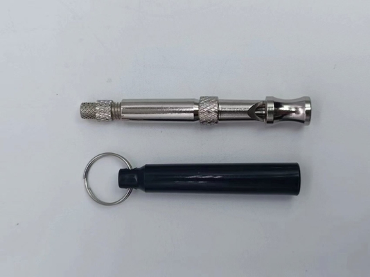 Parem de ladrar agora Fornecido 8cm*0.8mm Apito de treinamento de cães para treinamento de animais e obediência